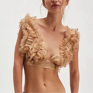 NWOT Sosha Nude & Gold Ruffle Tulle Crop Party Top Size M